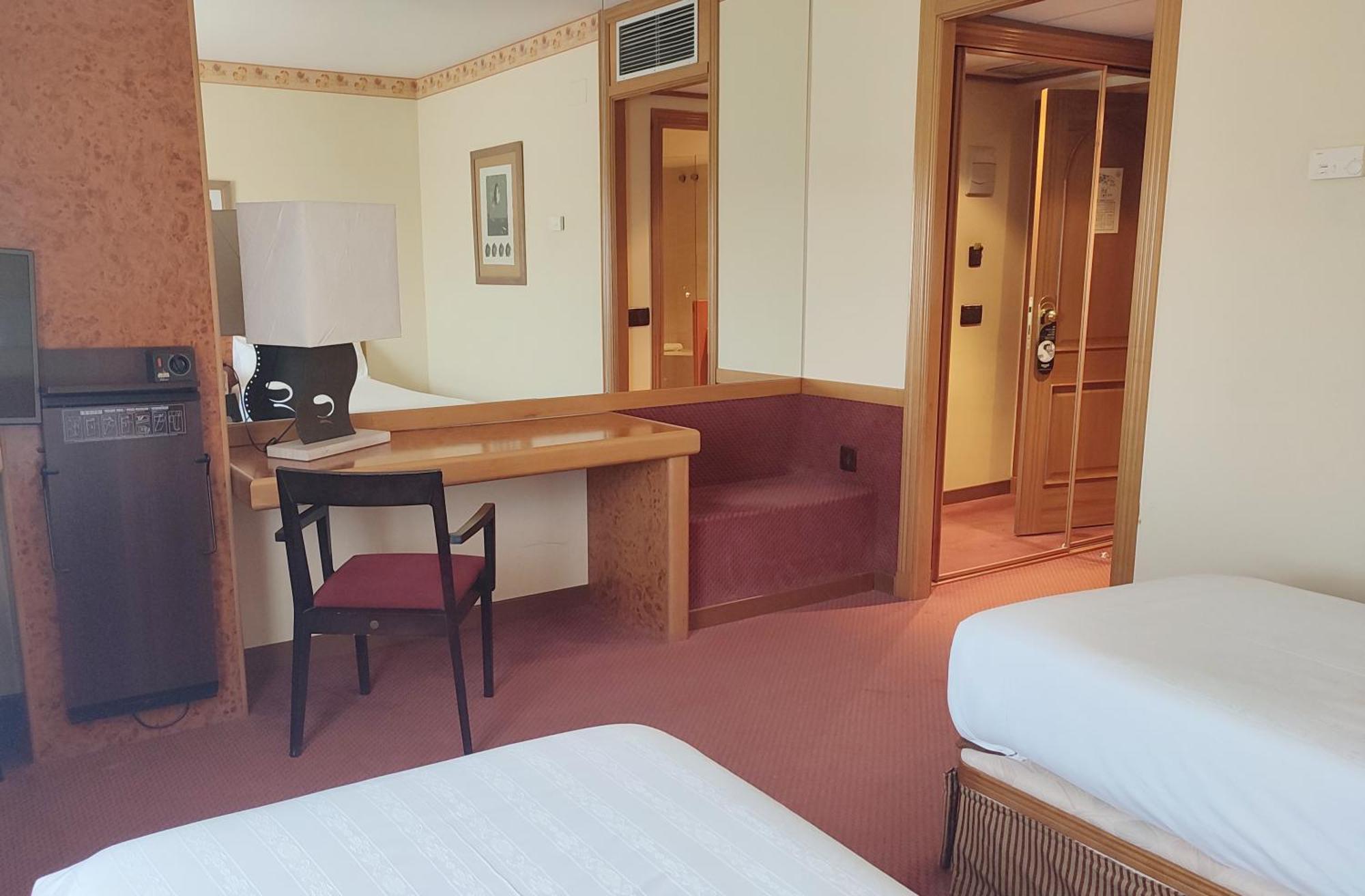 Hotel Sercotel Cuatro Postes Ávila Eksteriør billede