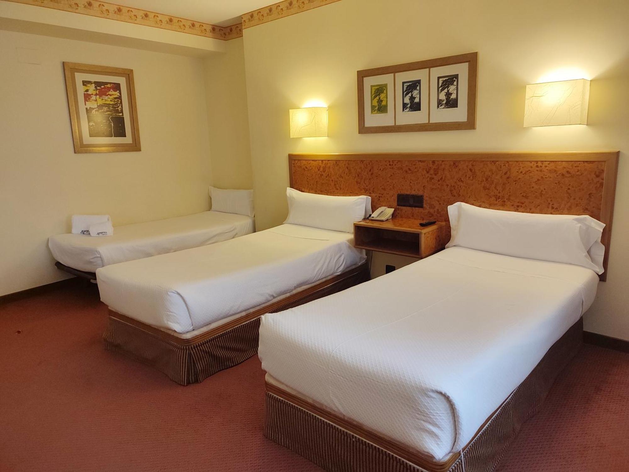 Hotel Sercotel Cuatro Postes Ávila Eksteriør billede